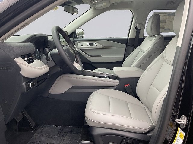 2026 Ford Explorer Active w/100A Pkg