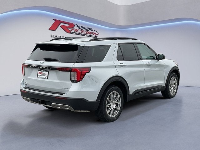 2026 Ford Explorer Active w/100A Pkg