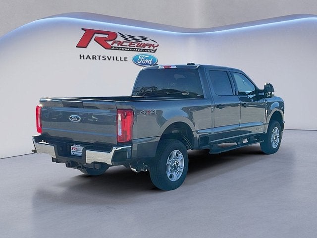 2026 Ford Super Duty F-250 SRW XLT