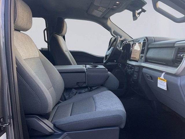 2027 Ford Super Duty F-250 SRW XLT