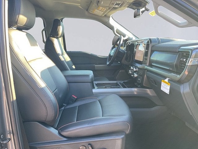 2027 Ford Super Duty F-250 SRW LARIAT