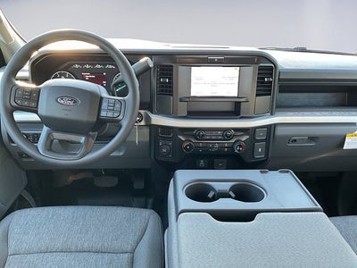 2027 Ford Super Duty F-350 DRW XL