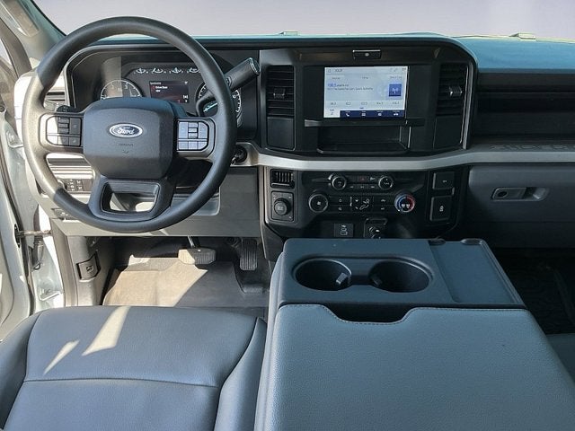 2025 Ford Super Duty F-350 DRW XL