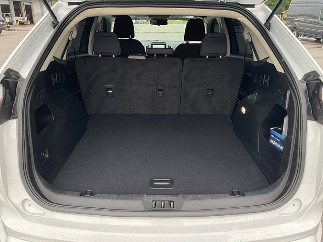 2023 Ford Edge SE