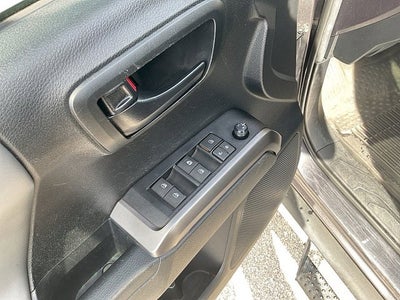 2022 Toyota Tacoma 2WD SR5