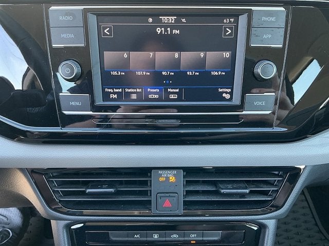 2023 Volkswagen Taos S