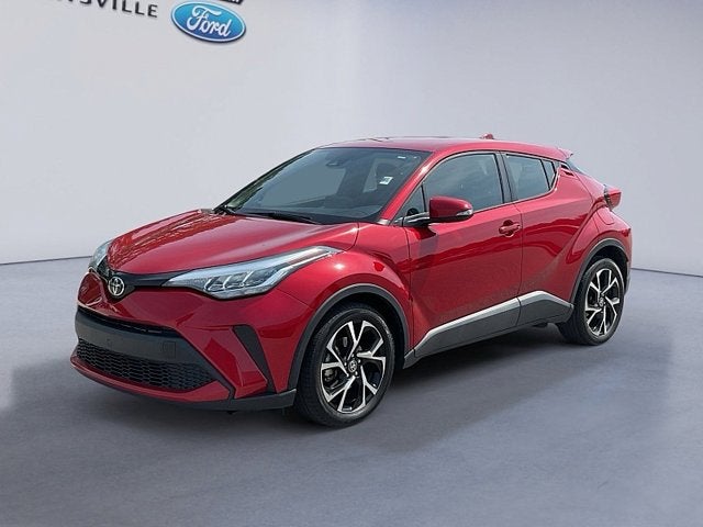 2021 Toyota C-HR XLE's photo