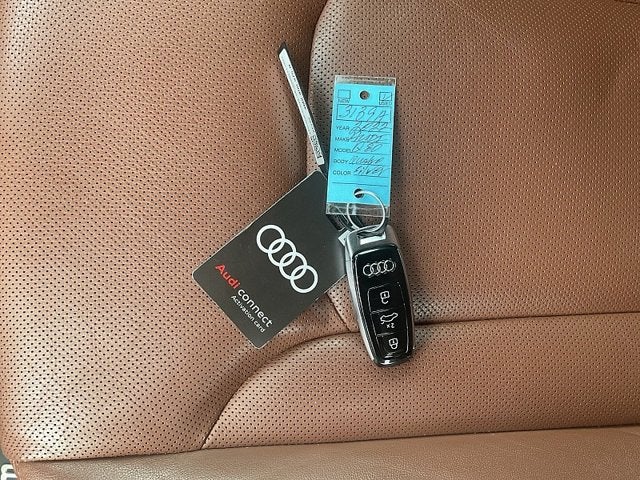 2022 Audi Q8 Premium Plus