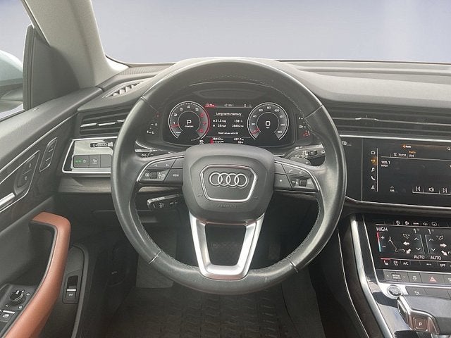 2022 Audi Q8 Premium Plus
