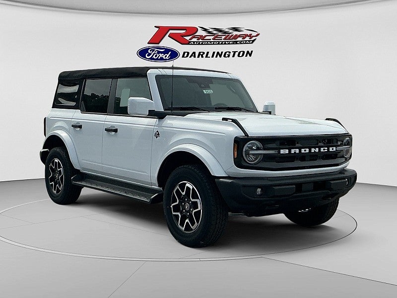 2026 Ford Bronco Outer Banks®