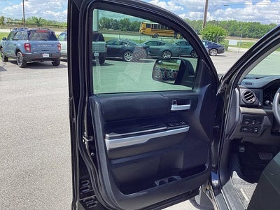 2019 Toyota Tundra 4WD SR5